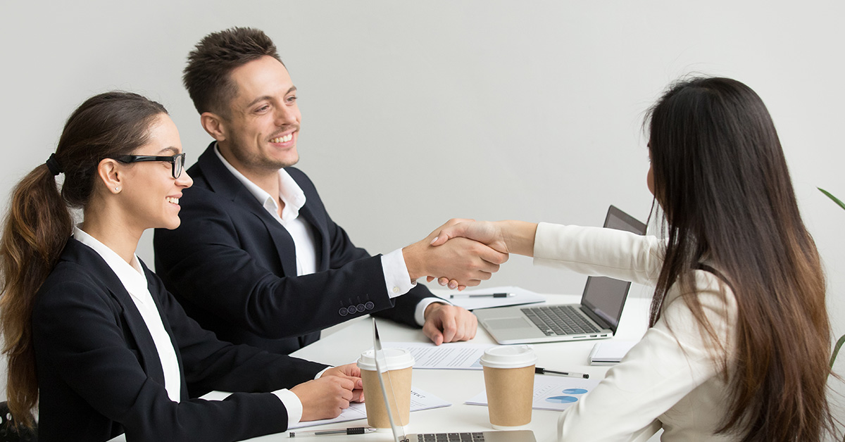 Happy agent happy customer empowering your business and driving success_ebook (1)